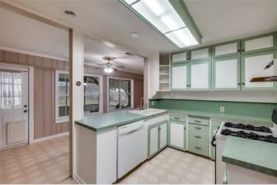 2020 Cherrywood Lane, Denton, TX 76209 - Photo 9