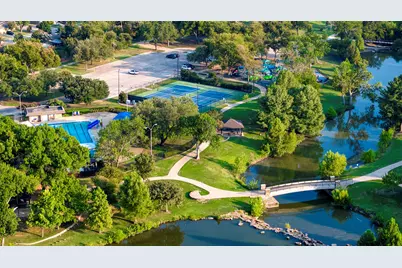 402 Nottingham Drive, Richardson, TX 75080 - Photo 35