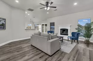 100 Falcons Eye Ct, Weatherford, TX 76087 - Photo 9