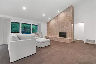 2005 Indian Creek Dr, Westover Hills, TX 76107 - Photo 23