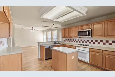 2901 Saint Charles Drive, Mansfield, TX 76063 - Photo 15