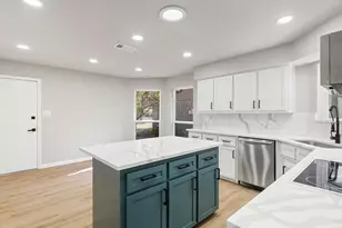 3303 Water Oak Ct, Farmers Branch, TX 75234 - Photo 9