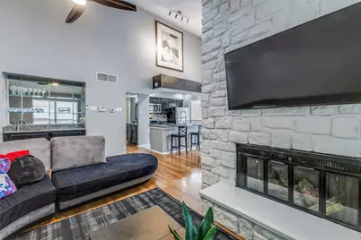 5750 Phoenix Drive #46D, Dallas, TX 75231 - Photo 3