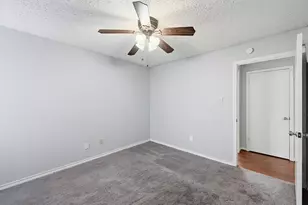 2105 Calico Ln, Arlington, TX 76011 - Photo 15