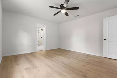 422 Sparks Street, Grand Prairie, TX 75051 - Photo 15
