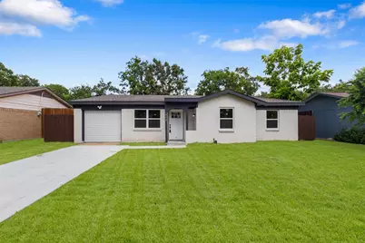 422 Sparks Street, Grand Prairie, TX 75051 - Photo 1