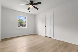 422 Sparks St, Grand Prairie, TX 75051 - Photo 19