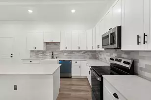 3918 Miller Ave, Fort Worth, TX 76119 - Photo 7