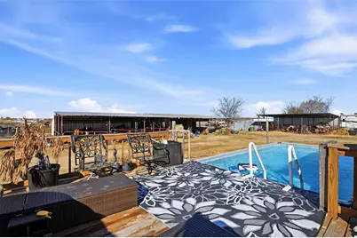 1881 Maier Road, Pilot Point, TX 76258 - Photo 31