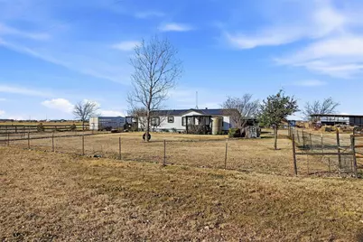 1881 Maier Road, Pilot Point, TX 76258 - Photo 3