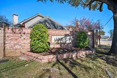 132 Arbor Glen Drive, Euless, TX 76039 - Photo 35