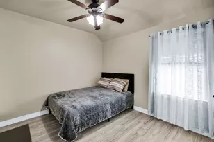 118 Cherokee St, Greenville, TX 75402 - Photo 13