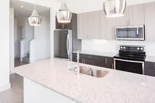 2101 W Rosedale St, Fort Worth, TX 76104 - Photo 7