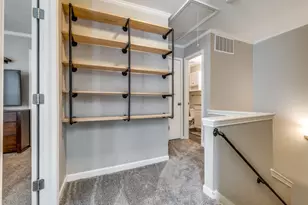 7510 Holly Hill Dr, Dallas, TX 75231 - Photo 23