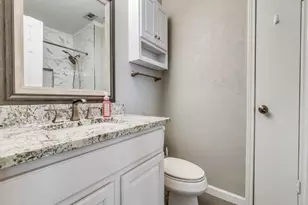 7510 Holly Hill Dr, Dallas, TX 75231 - Photo 17