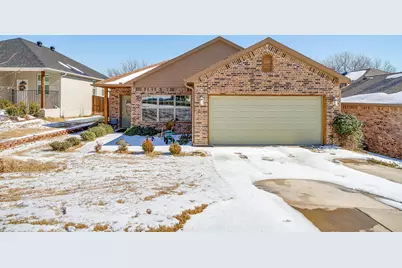 1316 Liberty Street, Weatherford, TX 76086 - Photo 1