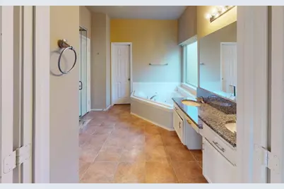 1402 Peaceway Drive, Garland, TX 75043 - Photo 25