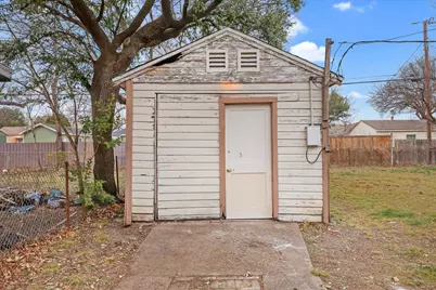 1611 Savoy Street, Dallas, TX 75224 - Photo 27