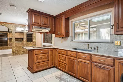 2709 Prairie Creek Court, Plano, TX 75075 - Photo 7