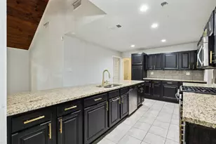 4113 Valentine St, Fort Worth, TX 76107 - Photo 13