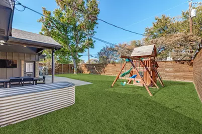 611 W Sycamore Street, Celina, TX 75009 - Photo 27