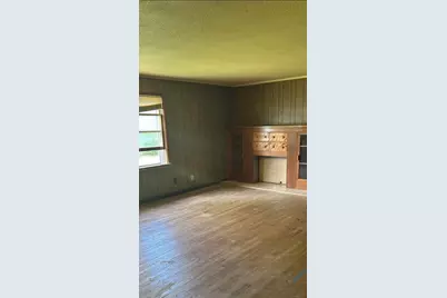 1015 W Hamilton, Olney, TX 76374 - Photo 9