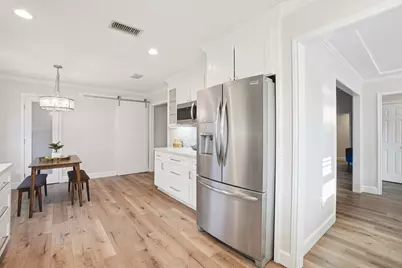 1719 Mayflower Drive, Carrollton, TX 75007 - Photo 9