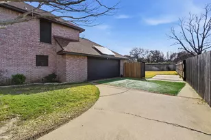 1936 Spinnaker Ln, Azle, TX 76020 - Photo 3