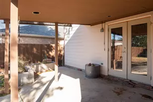 1565 Laurel Hall Ln, Little Elm, TX 75068 - Photo 21