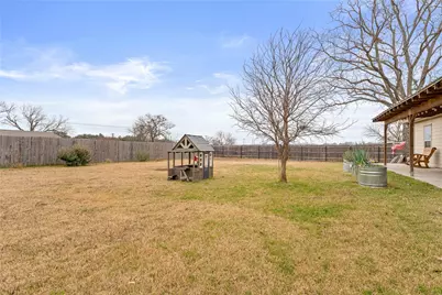 10514 Mesa Drive, Waco, TX 76708 - Photo 7