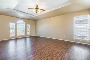 2514 Fallview Ln, Carrollton, TX 75007 - Photo 19