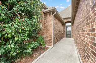 5200 Cross Plains Ct, Fort Worth, TX 76126 - Photo 3