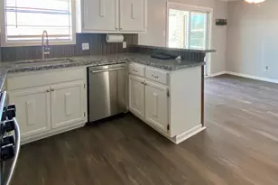 2004 Blue Bird Cir, Bonham, TX 75418 - Photo 11