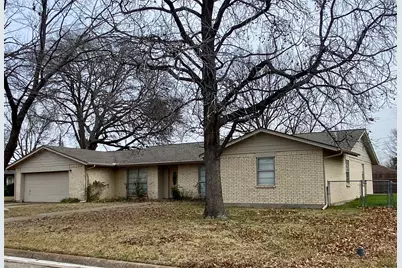 2004 Blue Bird Circle, Bonham, TX 75418 - Photo 27