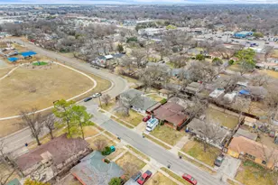 2530 Utica Dr, Dallas, TX 75227 - Photo 33