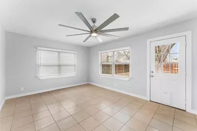 2530 Utica Drive, Dallas, TX 75227 - Photo 9