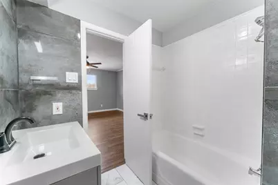 2530 Utica Drive, Dallas, TX 75227 - Photo 25