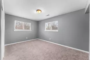 2530 Utica Dr, Dallas, TX 75227 - Photo 19