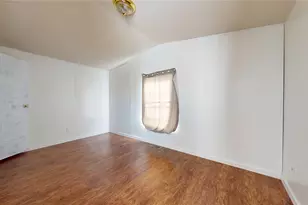 206 Creekview Meadows Ct, Springtown, TX 76082 - Photo 7