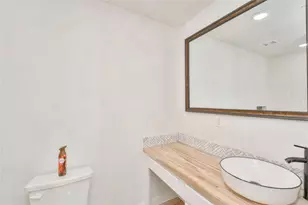 7909 Natalie Dr, Fort Worth, TX 76134 - Photo 17