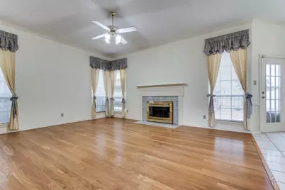 4210 Stonecastle Drive, Garland, TX 75044 - Photo 11