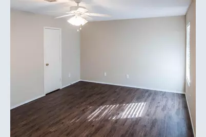 2332 Chestnut Drive, Little Elm, TX 75068 - Photo 11