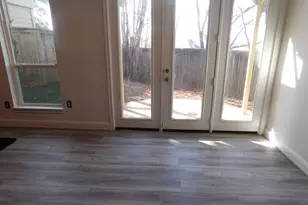 622 Crowley Rd, Arlington, TX 76012 - Photo 29