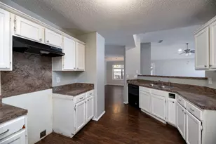 200 Caprock Dr, Arlington, TX 76018 - Photo 11