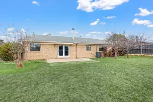 1720 Winchester Way, Bedford, TX 76022 - Photo 33