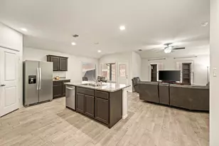 2105 Myrtle Beach Dr, Fort Worth, TX 76108 - Photo 7