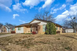 3800 Redstone Rd, Denton, TX 76209 - Photo 3