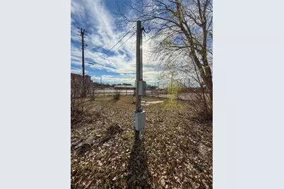 1709 N Main Street, Cleburne, TX 76033 - Photo 11