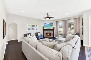 10104 Gentry Dr, Frisco, TX 75035 - Photo 15