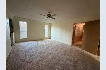 4805 S Country Club Road, Garland, TX 75043 - Photo 19